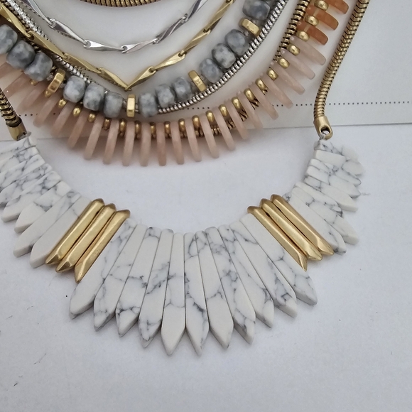 New in original box Stella & Dot Ezra statement necklace - Picture 4 of 14